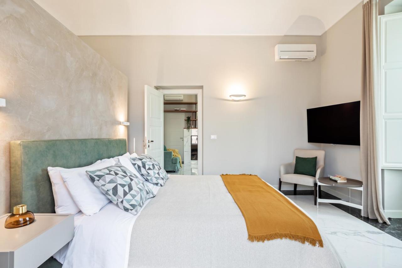 Darsena Apartments By Wonderful Italy * Syracuse